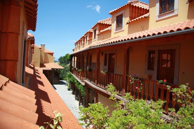 Quinta Do Crestelo Aparthotel Seia Exterior foto